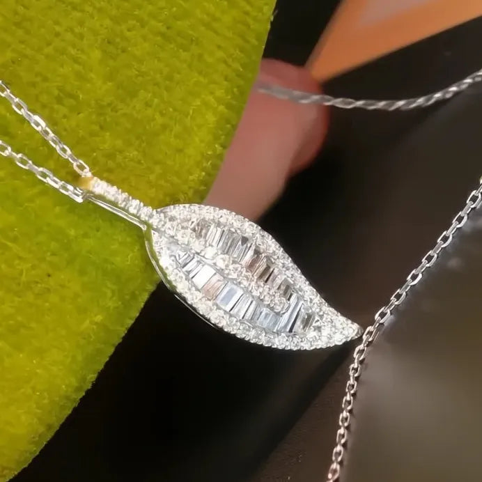 Elegant Cubic Zirconia Leaf Pendant Necklace for Women Party Jewelry