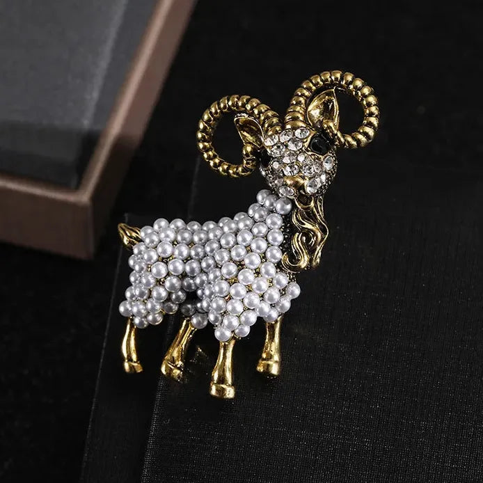 Vintage Sheep Pearl Brooch Animal Pin for Casual Party Dress Accessory