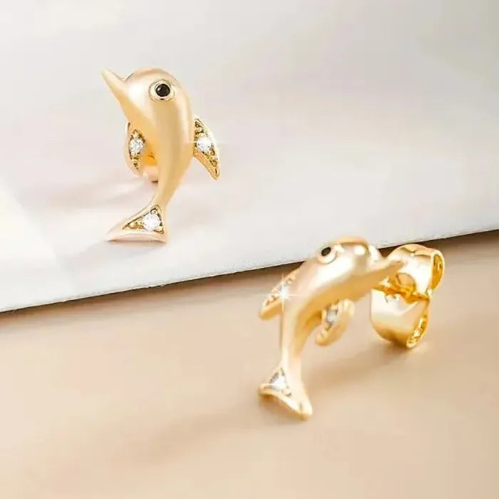 Gold Copper Metal Dolphin Stud Earrings for Women, High-Quality Jewelry Accessory