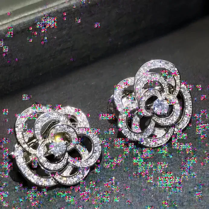 Geometric Hollow-Out Flower Stud Earrings Elegant Daily Jewelry for Women