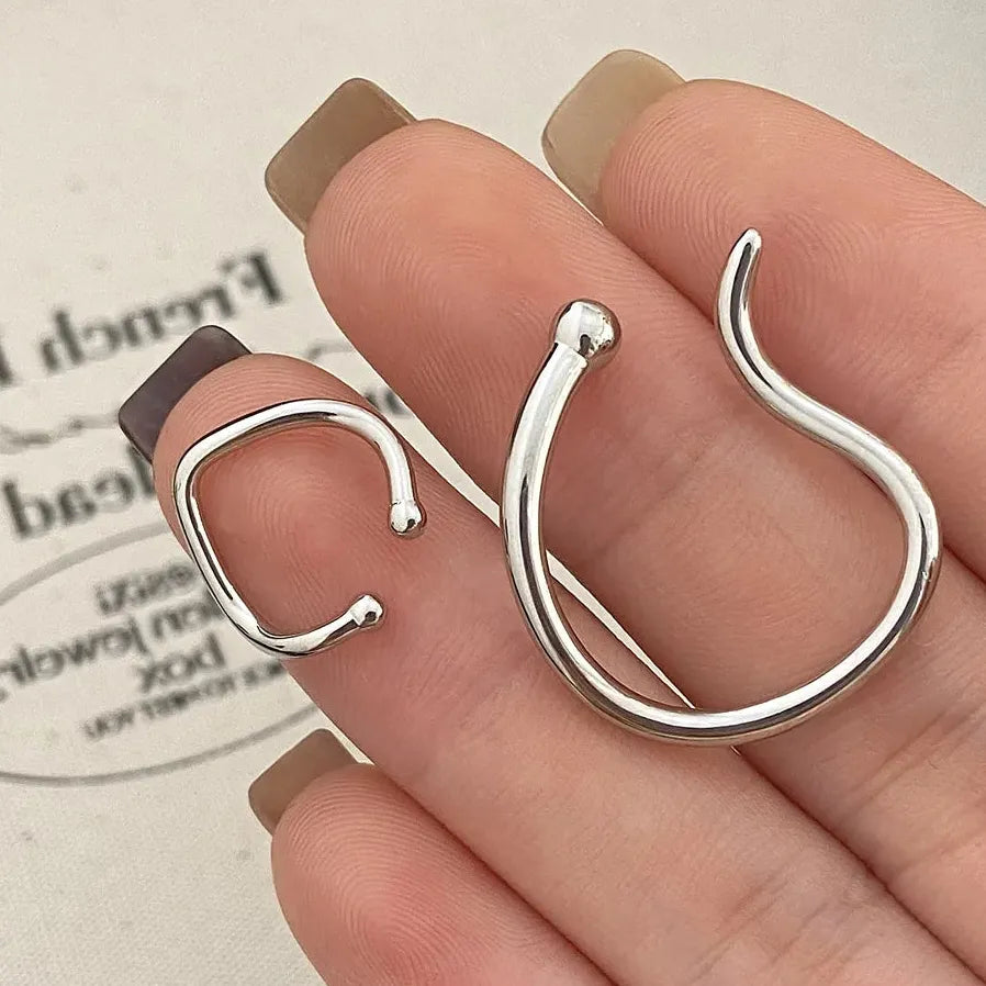 2Pcs Geometric Fake Piercing Cartilage Ear Clips for Women Stylish Jewelry