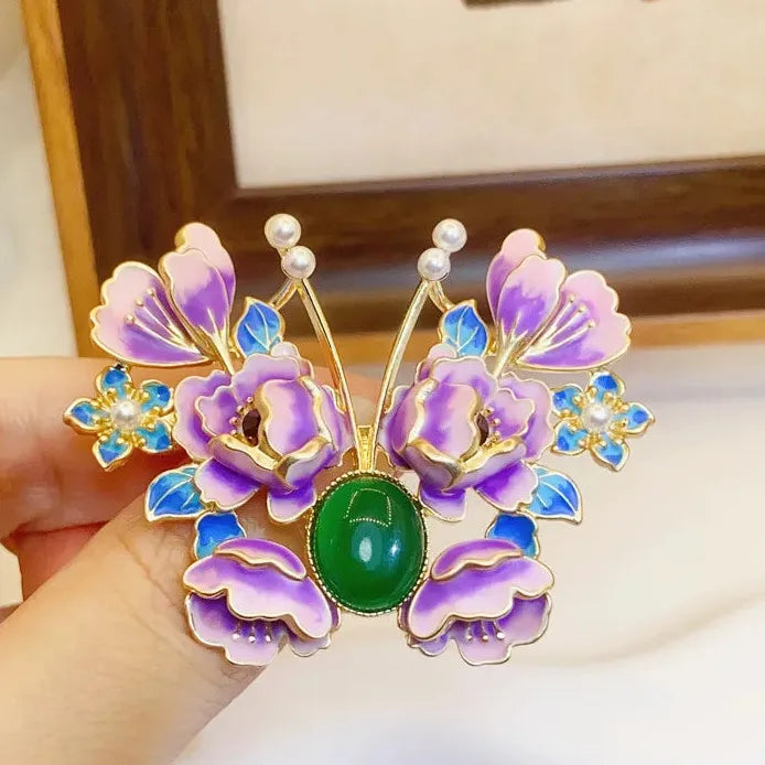 Classic Flower Butterfly Brooch Women’s Corsage Pin Elegant Accessory