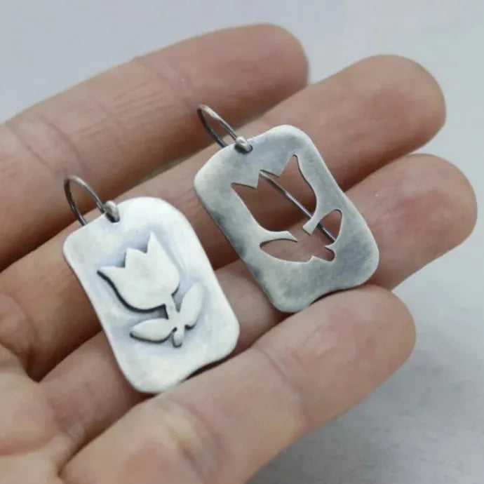 Vintage Geometric Tulip Flower Carved Zinc Alloy Earrings for Women