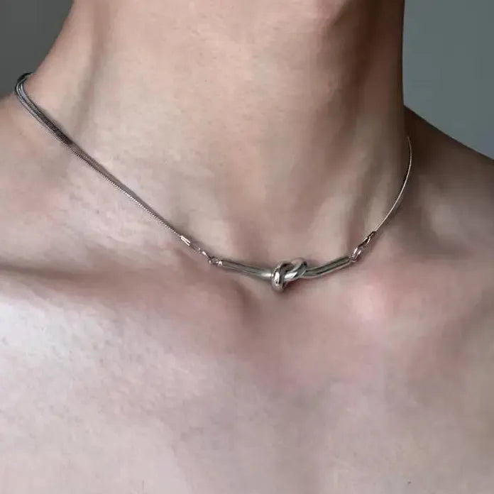 Gothic Twisted Snake Bone Chain Choker Necklace Punk Jewelry Fashion Accessory
