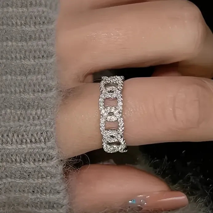 Cubic Zirconia Chain Link Wedding Ring for Women – Elegant Jewelry