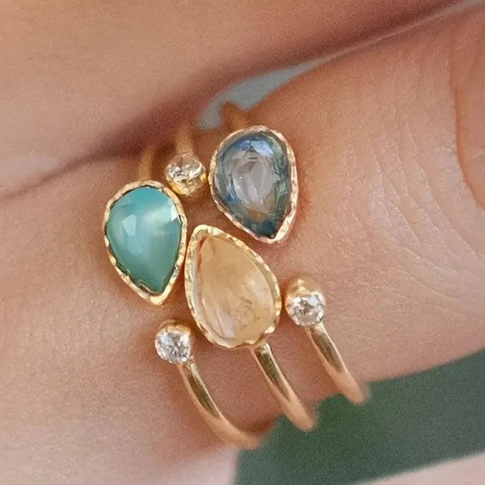 Resizable Colored Pear Acrylic Brass Ring with Cubic Zirconia for Women Party Jewelry