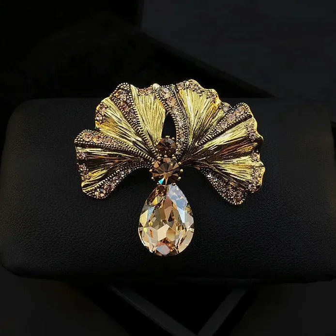 Vintage Floral Ginkgo Biloba Rhinestone Brooch Pin for Women Elegant Style
