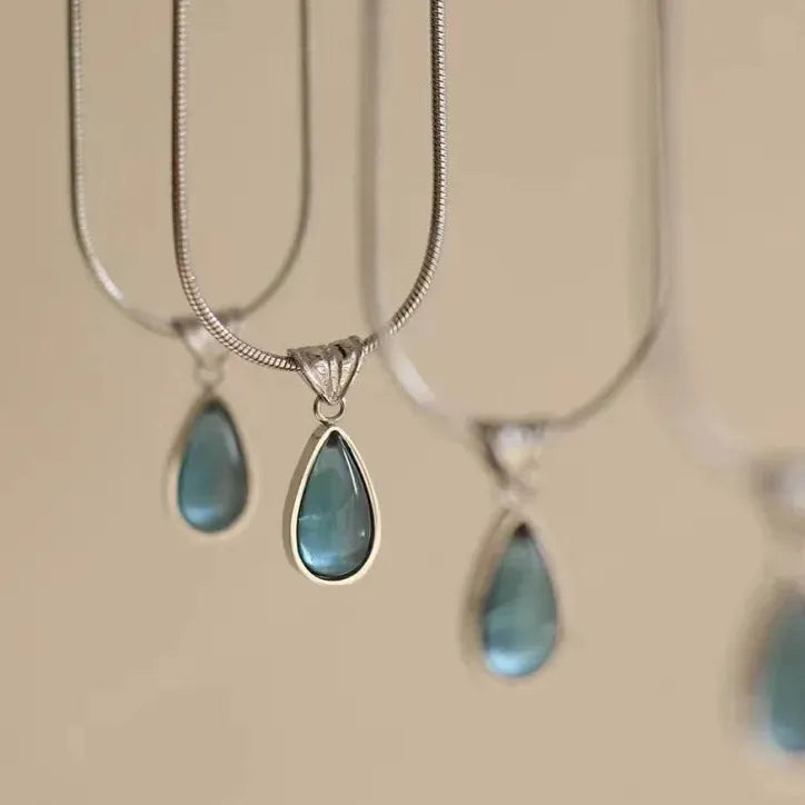 French Blue Water Drop Pendant Snake Bone Chain Necklace Women Y2K Zinc Alloy Resin 2026