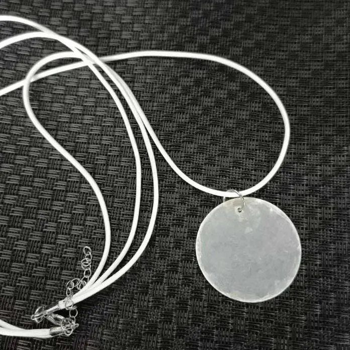 Minimalist White Shell Round Pendant Necklace Women Multi-layer Chain Fashion
