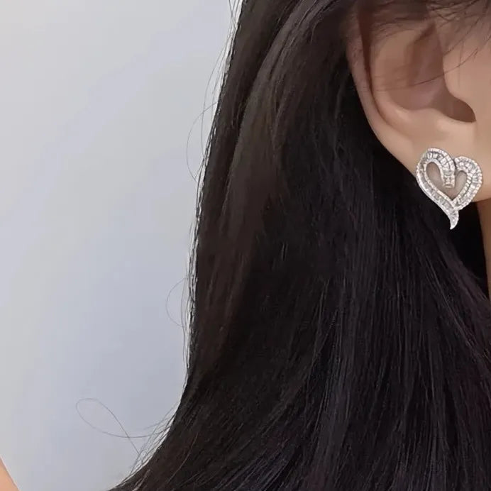 Luxury Heart Cubic Zirconia Stud Earrings for Women Elegant Gift Jewelry