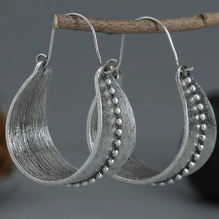 Women’s Zinc Alloy Hip-Hop Punk Earrings with Exaggerated Broadband Plant Pattern