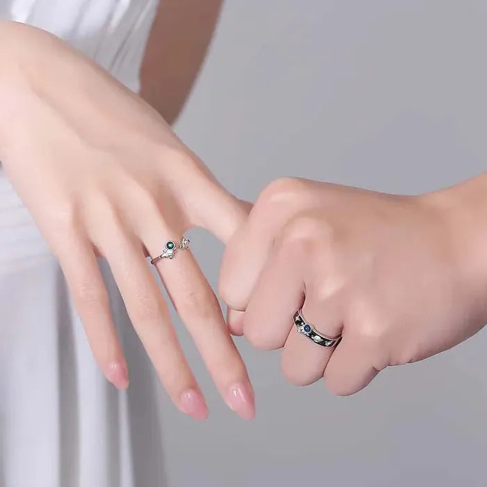2Pcs Adjustable Astronaut Planet Rings for Women Men Trendy Jewelry