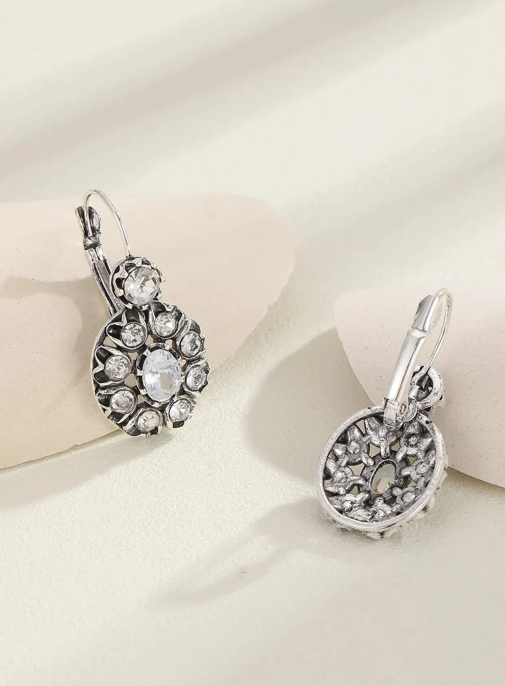 Flower Silvery Wedding Drop Earrings Ladies Fashion Jewelry Zinc Alloy Cubic Zirconia