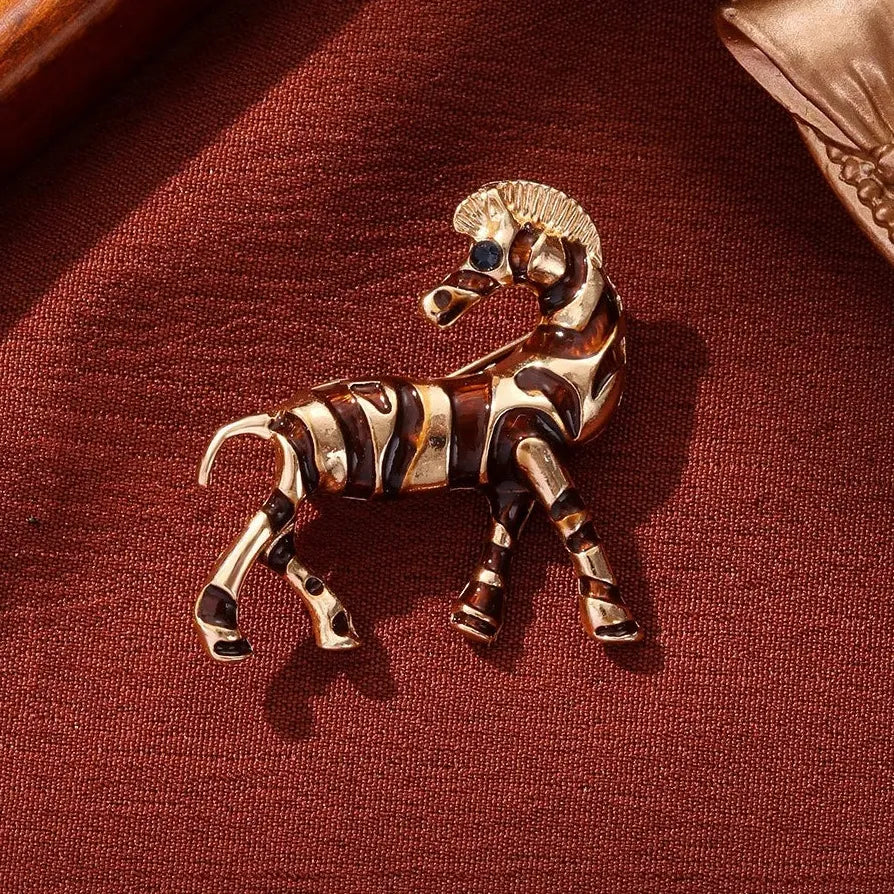 Luxury Vintage Horse Year Warhorse Unicorn Brooch for Men and Women