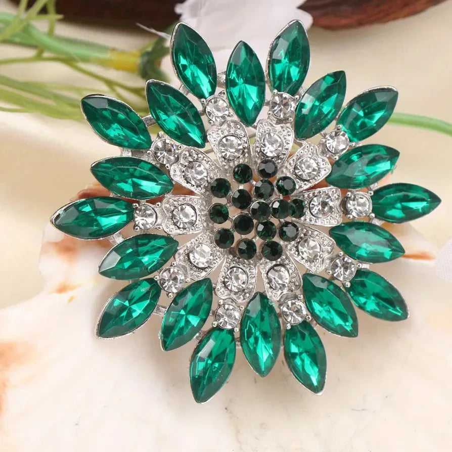 Classic Floral Brooch for Wedding Party Gift Women & Men