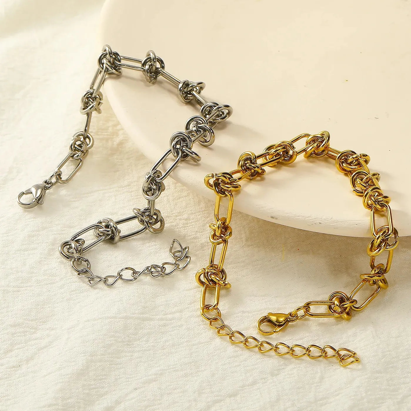 18K Gold Plated Geometric Knot Chain Bracelet Waterproof Unisex Gift Jewelry
