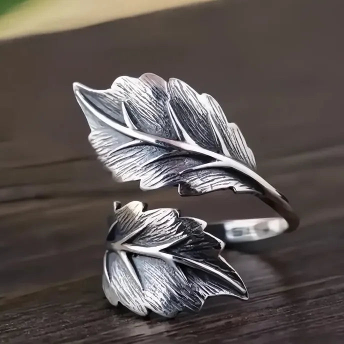 Vintage Resizable Brass Leaf Ring for Women, Geometric Retro Jewelry for Party & Daily Wear