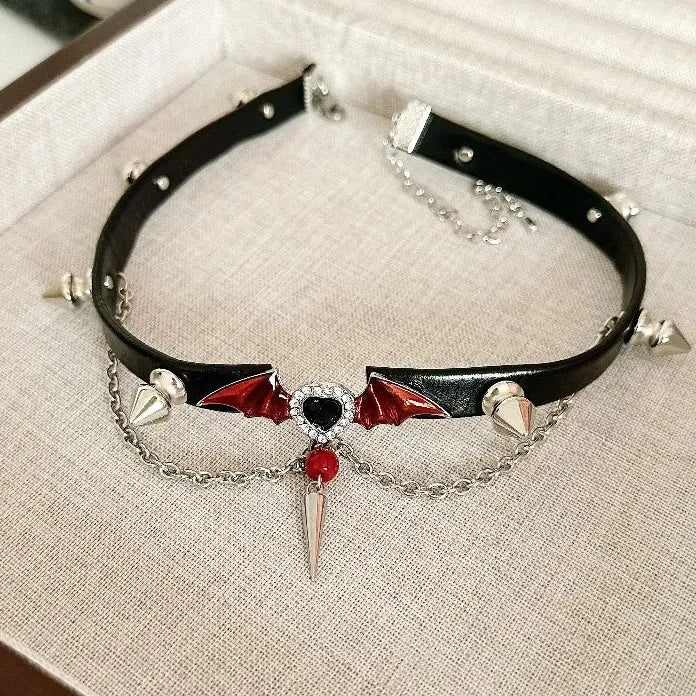 Y2K Punk PU Leather Devil Wings Heart Zircon Rivet Necklace for Women Men Stylish