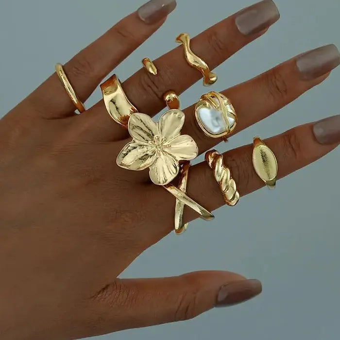 9Pcs Gold Irregular Bohemian Metal Rings for Women Holiday Jewelry Set Vintage Gothic Y2K