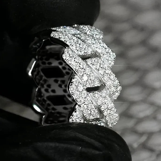 Brass Linked Design Cubic Zirconia Cocktail Ring for Women Party Jewelry
