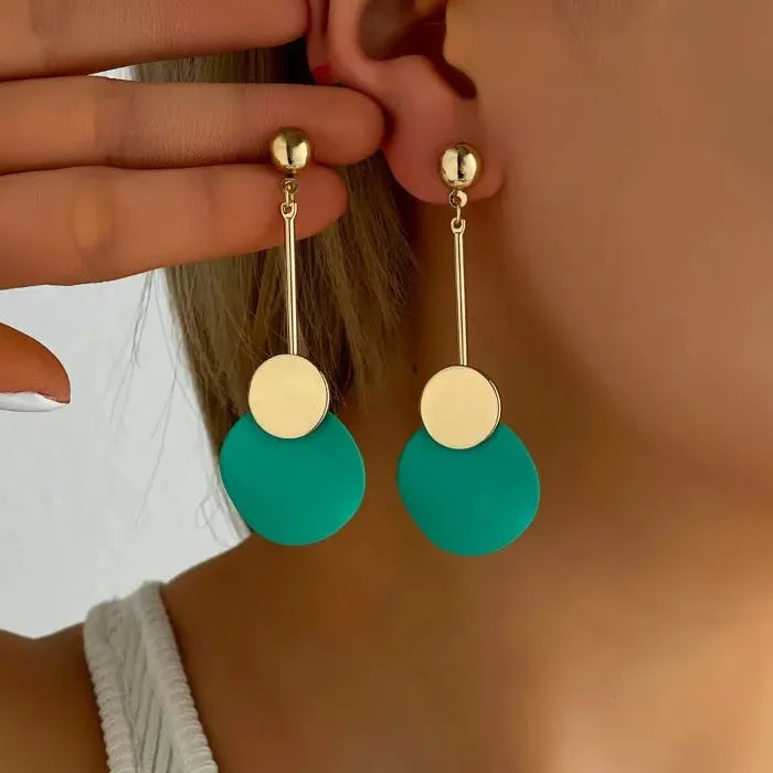Retro Irregular Geometric Gold Metal Drop Earrings with Red Pendant for Ladies