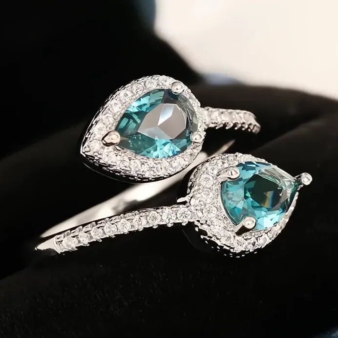 Adjustable Elegant Water Drop Cubic Zirconia Ring for Women