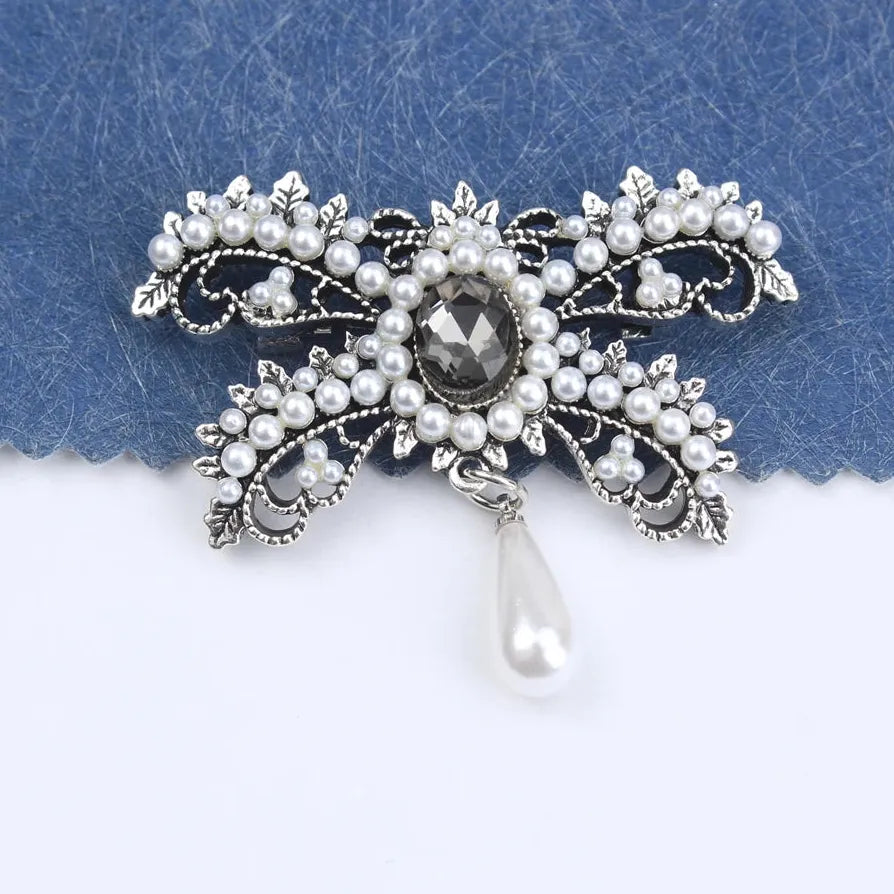 Rhinestone Classic Tassel Brooch Pin for Women Elegant Accessory