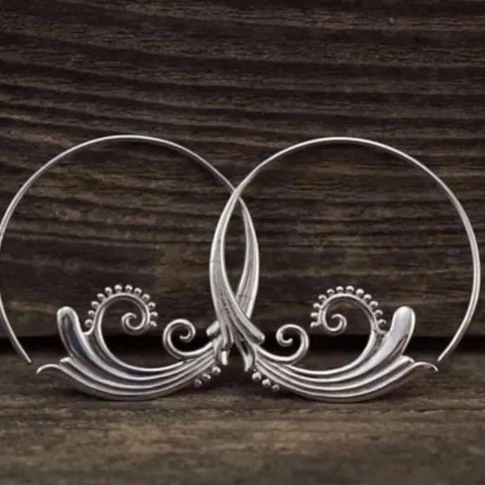 Vintage C-Shaped Women's Earrings Silver Pendant Plant Flower Leaf Zinc Alloy