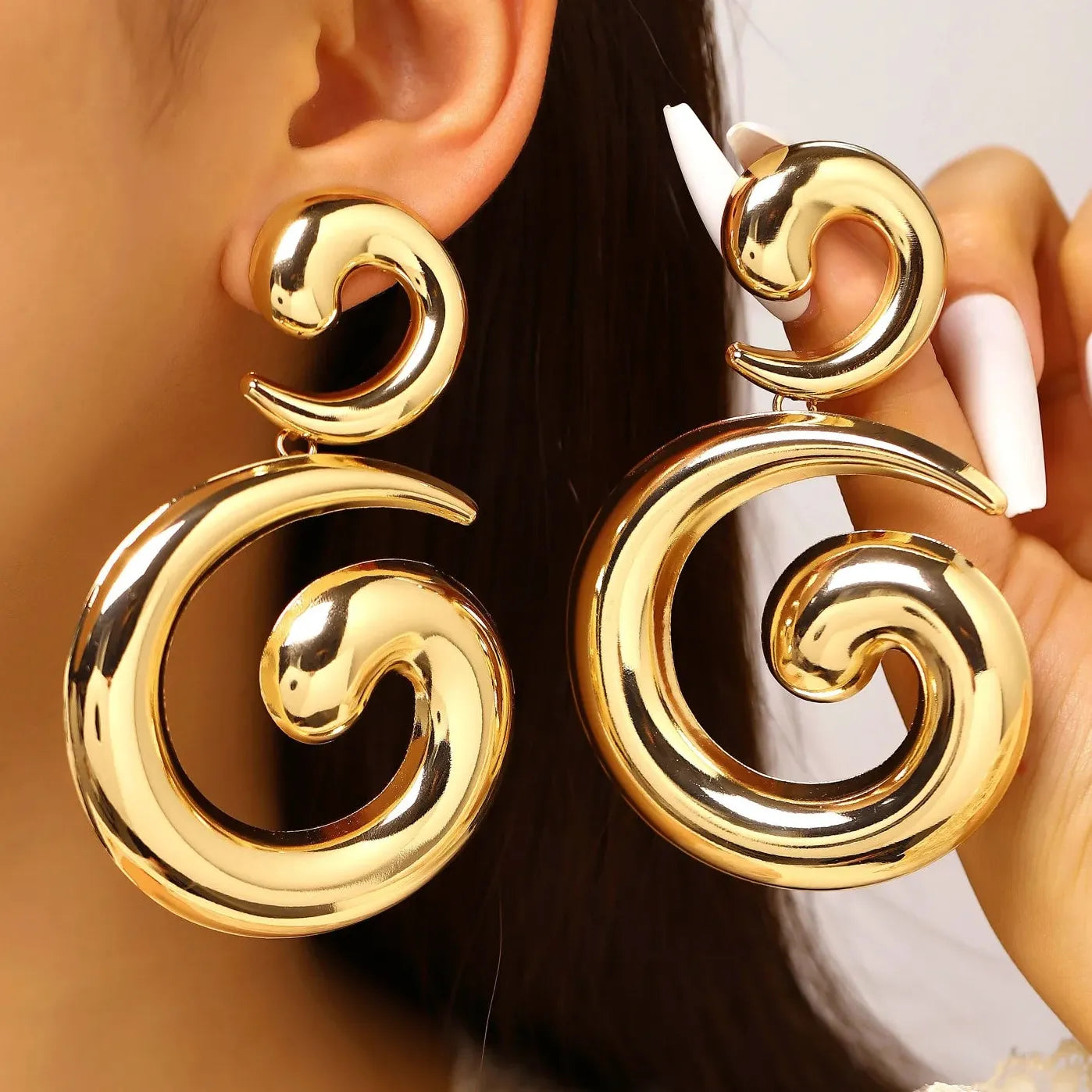 Exaggerated Metal Spiral Drop Earrings Women Retro Geometric Hollow Large Dangle Jewelry