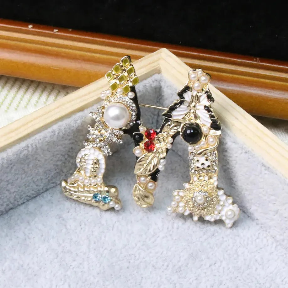 Luxury Letter M Brooch for Men Women Wedding Gift Stylish Accessory