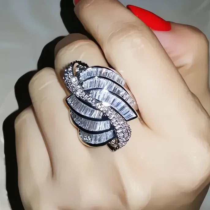 New Gorgeous Women Geometric Cubic Zirconia Crystal Rings for Engagement Wedding Fashion Jewelry