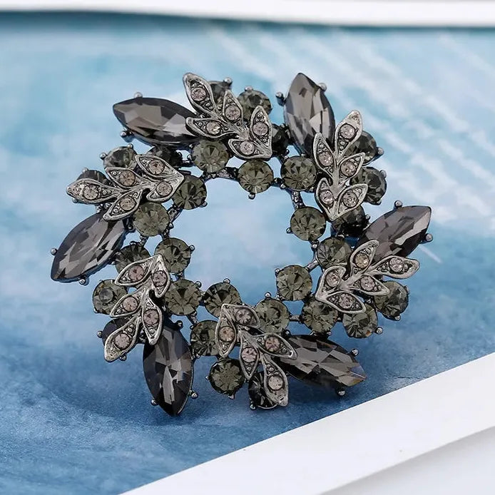 Classic Floral Brooch for Wedding Party Gift Men & Women