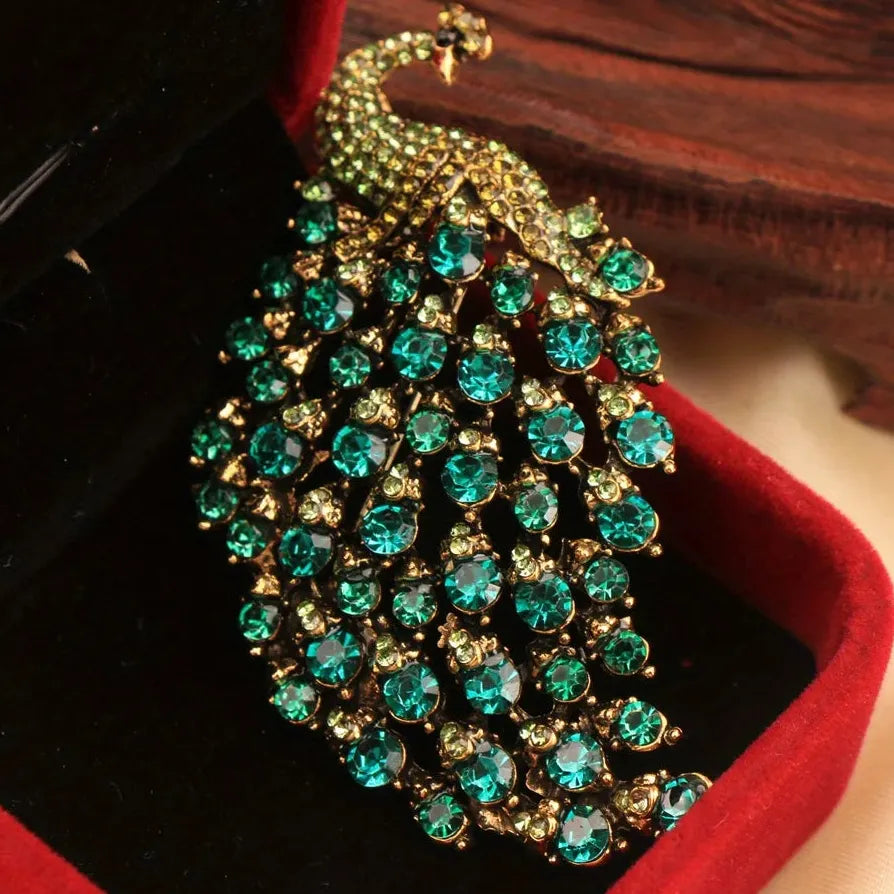 Elegant Peacock Openwork Brooch for Men and Women Gift Accessory