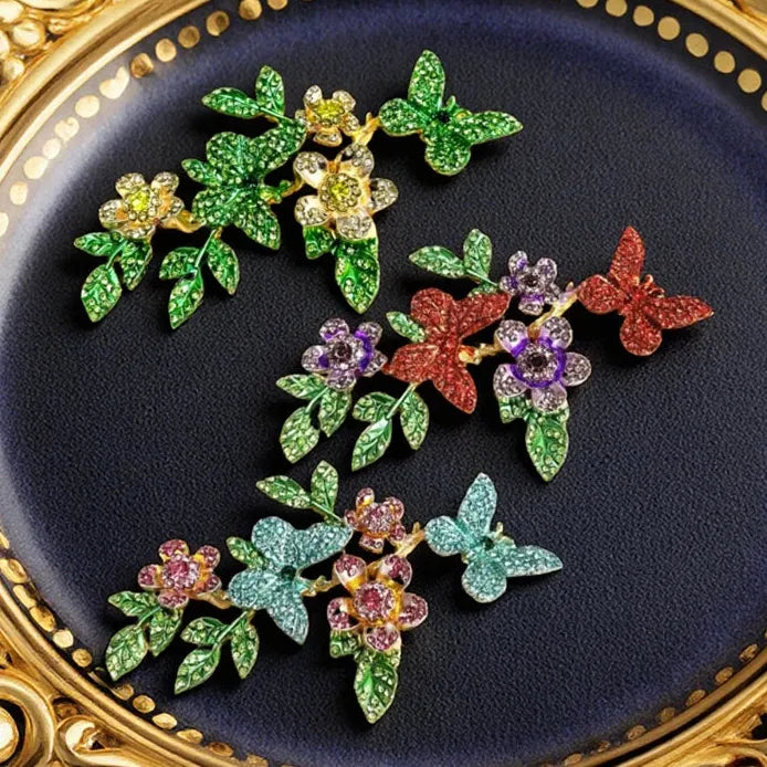 Classic Butterfly Flower Brooch Wedding Gift for Men and Women