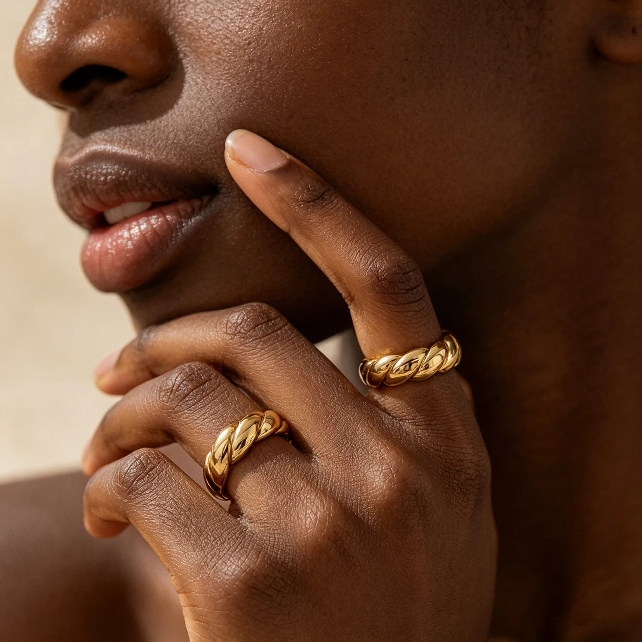 Vintage Gold Plated Copper Geometric Twist Rope Round Knuckle Ring for Women