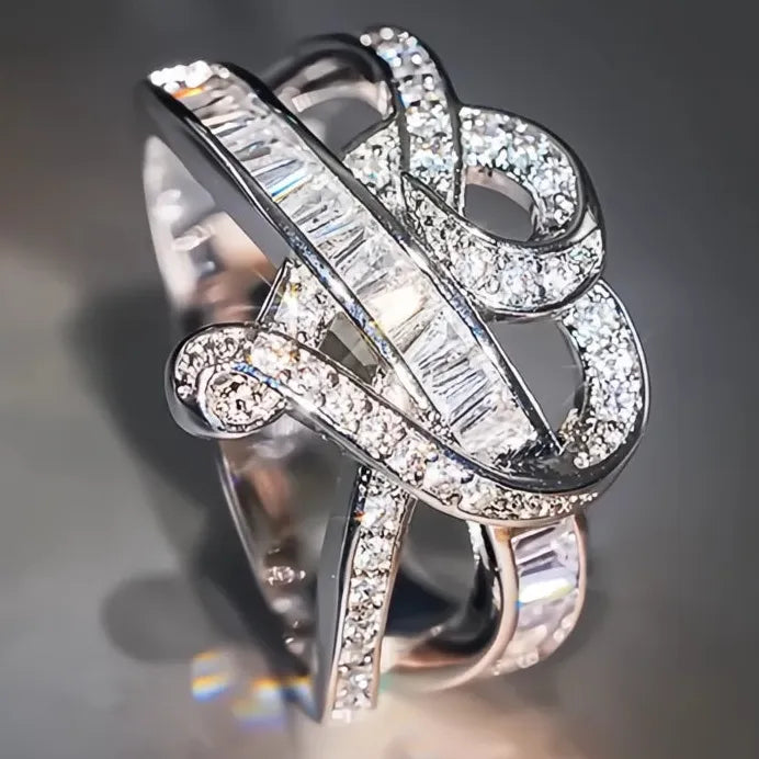 Women’s Heart Design Cubic Zirconia Ring Romantic Wedding Anniversary Gift