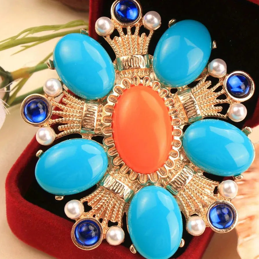 Heavy Duty Openwork Flower Brooch Pin for Men and Women Classic Style