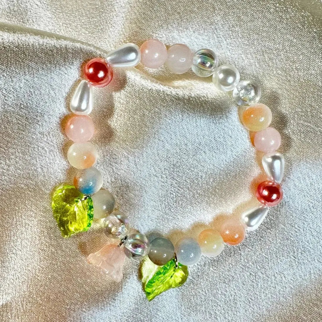 Handmade Fashion Colored Glass Flower Bracelet for Women Elastic Beaded Pearl Jewelry