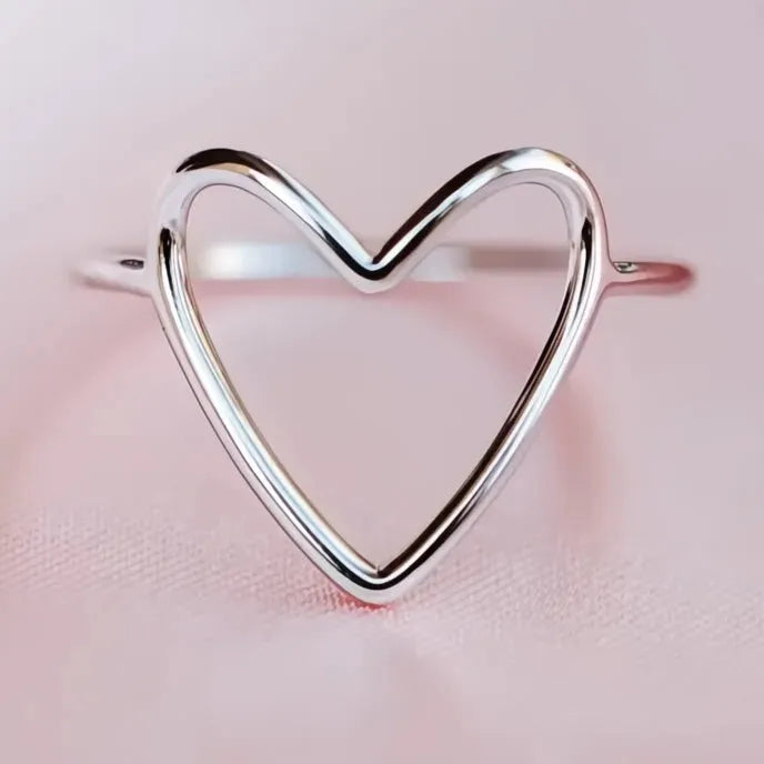 Hollow Heart Brass Ring for Women Minimalist Wedding Band Trendy Jewelry Accessory