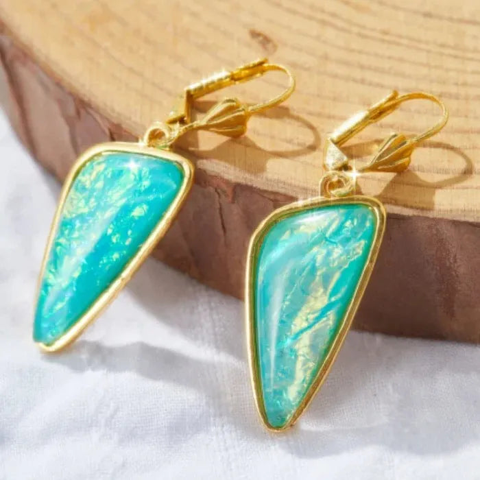 Vintage Style Irregular Inlaid Green Stone Earrings for Women Gold Pendant Jewelry