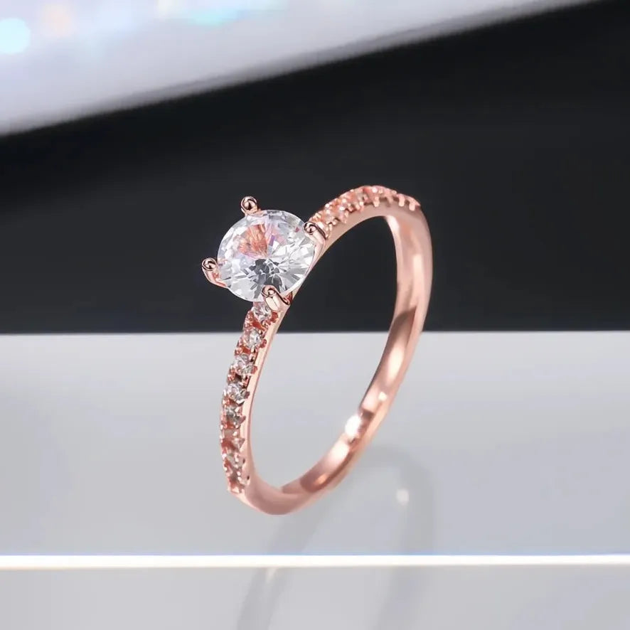 Classic 4 Claws Round Cubic Zirconia Women’s Wedding Engagement Ring Brass