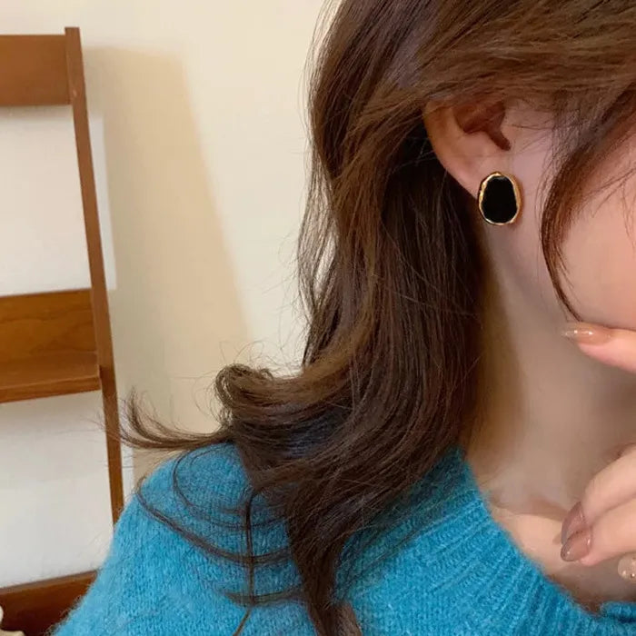 2026 Black Irregular Zinc Alloy Earrings for Women Vintage Jewelry