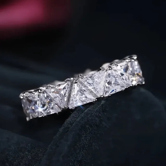 Luxury Triangle Cubic Zirconia Brass Wedding Band Promise Ring for Women
