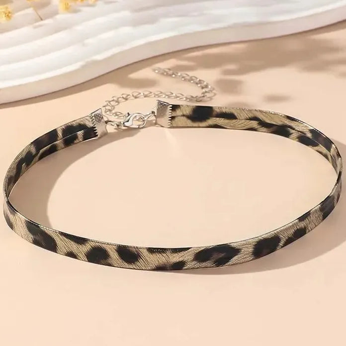 Vintage Brown Leopard Print Cotton Choker Necklace Women Fashion Jewelry Gift 2025