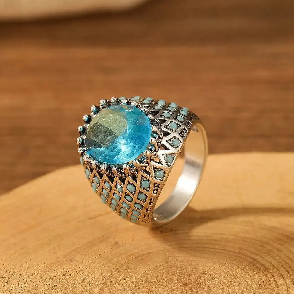 Round Inlaid Blue Stone Zinc Alloy Two Tone Engagement Wedding Ring for Men Women