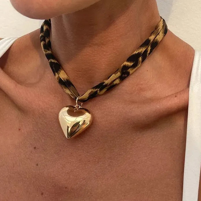 Vintage Large Starfish Pendant Necklace for Women Brown Leopard Print Rope Choker Jewelry