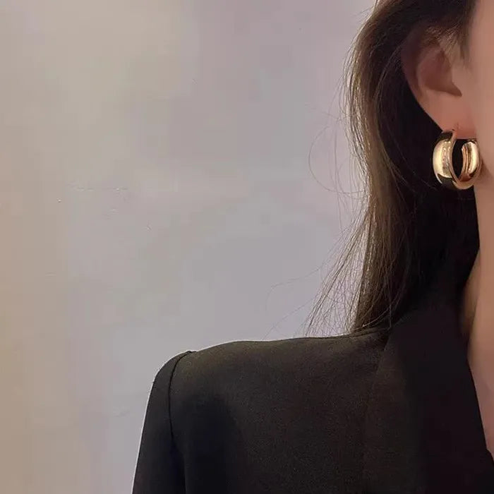 Gold C-Shaped Chunky Hoop Earrings Zinc Alloy Thick Huggie Jewelry Women