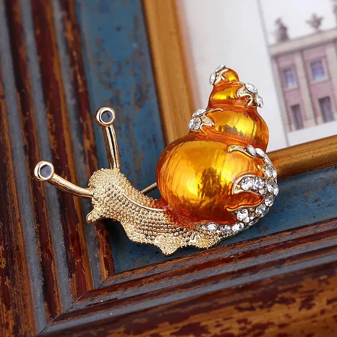 Classic Snail Brooch Luxury Jewelry Gift for Men & Women