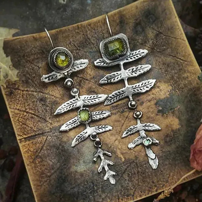 Retro Women's Zinc Alloy Dragonfly Earrings with Blue Gemstone Pendant Jewelry