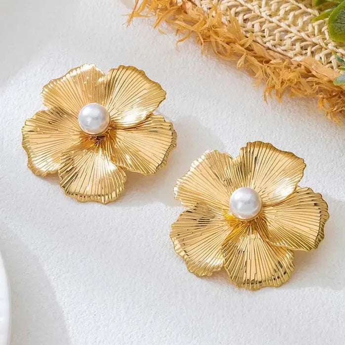 Large Flower Pearl Stud Earrings for Women Korean Fashion Gift Jewelry